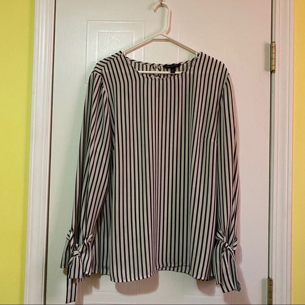 Black and white long sleeve blouse